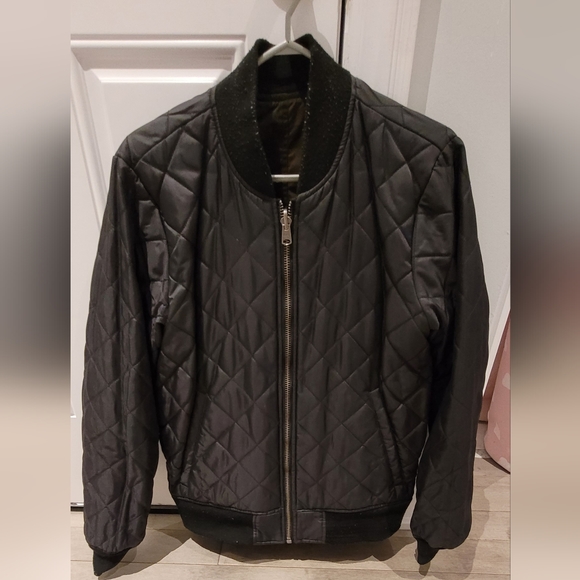 Abercrombie Men's Reversible Bomber Jacket - Size Medium - Picture 4 of 5